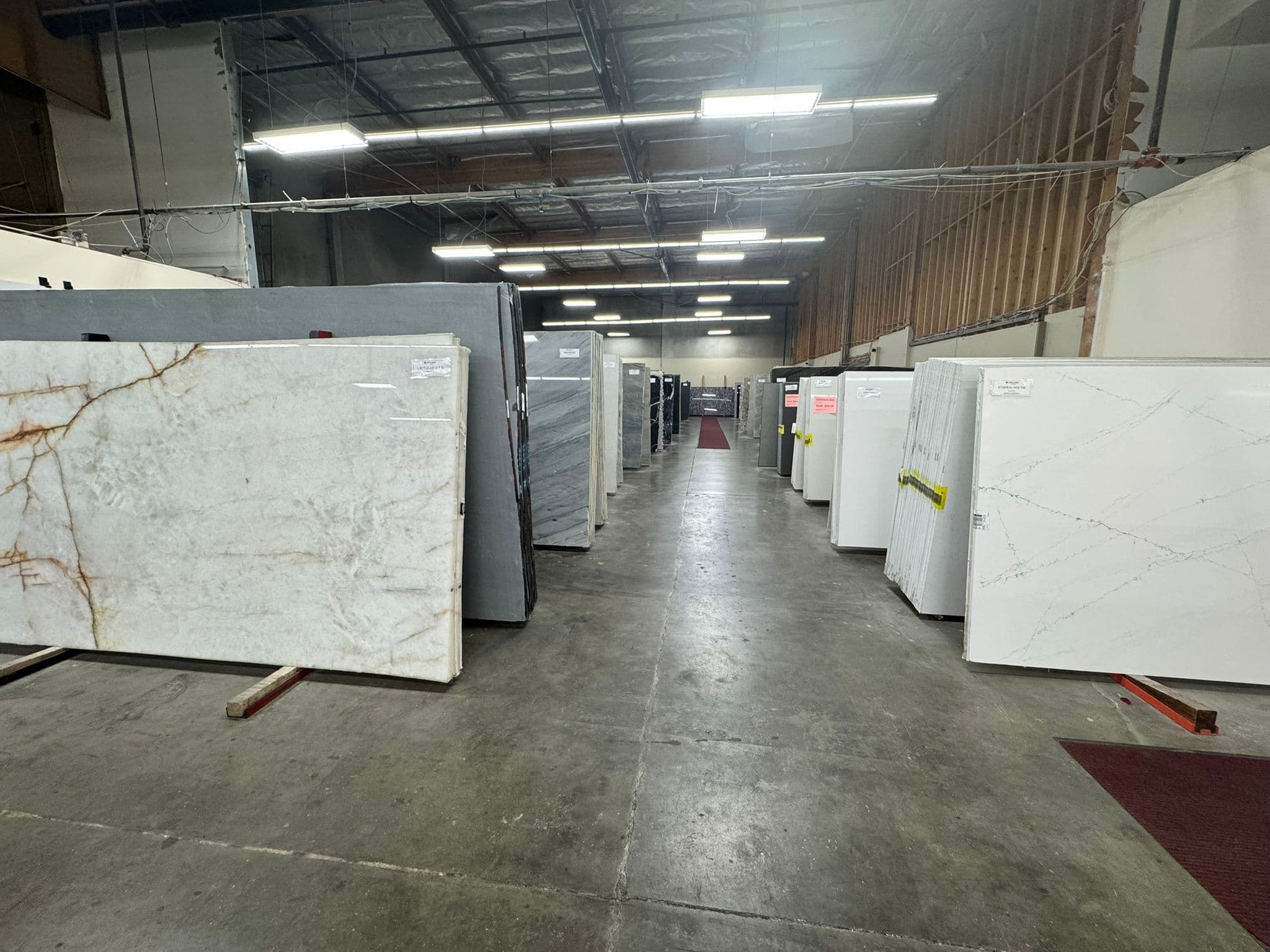 Slab yard at Kent location